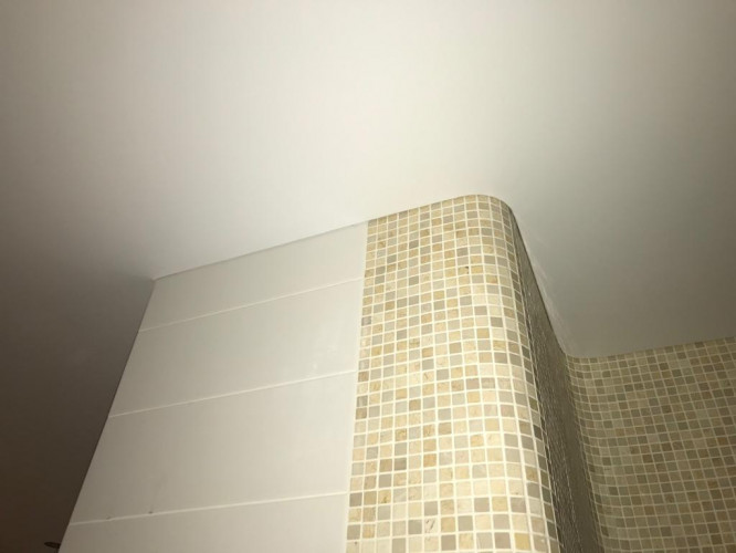 Besiūlė įtempiamų lubų sistema KRAAB 3.0